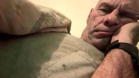 Snapshot of maverick7000 chatting on 02-01-25, 01:51 maverick7000 online show from 02-01-25, 01:51