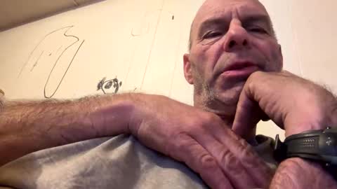 Snapshot of maverick7000 chatting on 02-14-25, 10:38 maverick7000 online show from 02-14-25, 10:38