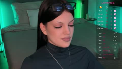 Mavis online show from 11-23-25, 08:52