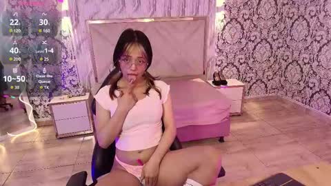 Mavis  online show from 11-25-25, 11:43