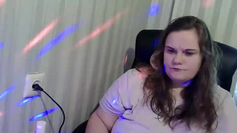 Snapshot of mavka2025 chatting on 10-20-25, 09:43 Mavka2025 online show from 10-20-25, 09:43