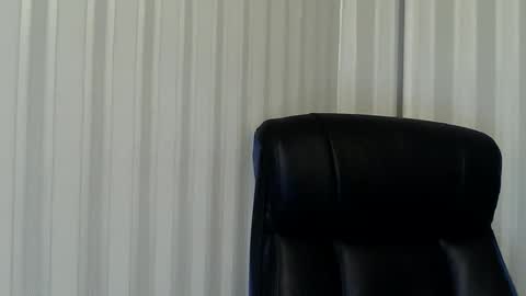 Snapshot of mavka2025 chatting on 11-04-25, 08:57 Mavka2025 online show from 11-04-25, 08:57