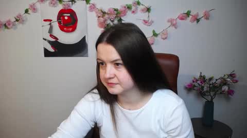 Snapshot of mavkacute chatting on 11-15-25, 07:32 MavkaCute online show from 11-15-25, 07:32