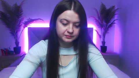 Snapshot of mavkacute chatting on 11-28-25, 07:27 MavkaCute online show from 11-28-25, 07:27
