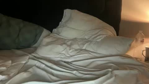 Snapshot of max569505 chatting on 11-11-25, 11:43 max569505 online show from 11-11-25, 11:43