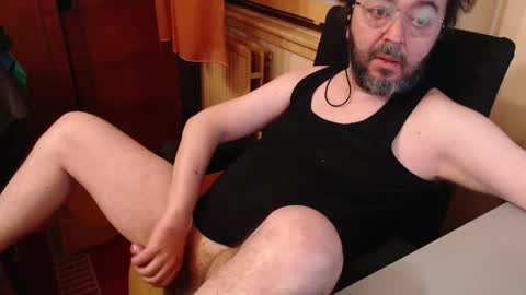 Max online show from 05-17-26, 06:00