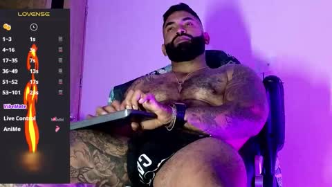 max__prada online show from 01-08-26, 01:08