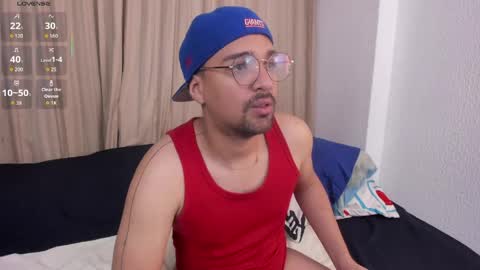Snapshot of max_ed chatting on 05-29-26, 05:05 edward online show from 05-29-26, 05:05