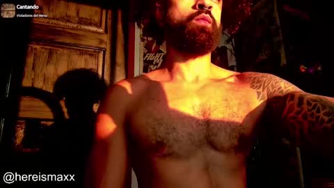 Snapshot of max_greenn chatting on 12-31-24, 11:31 Max Follow me IGX hereismaxx online show from 12-31-24, 11:31