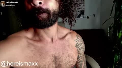 Snapshot of max_greenn chatting on 09-24-25, 12:03 Max Follow me IGX hereismaxx online show from 09-24-25, 12:03