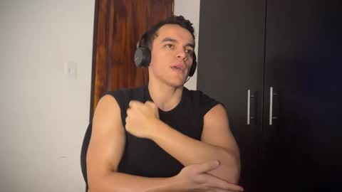 Max Lancaster online show from 03-08-25, 08:14