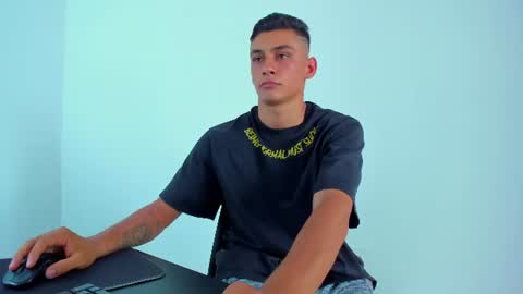 MAX     online show from 07-15-26, 06:46