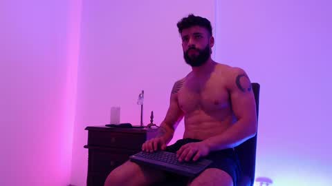 max_xl_ online show from 12-15-24, 12:07