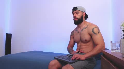 max_xl_ online show from 04-08-26, 04:18