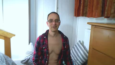 Max Davies online show from 11-13-25, 07:13