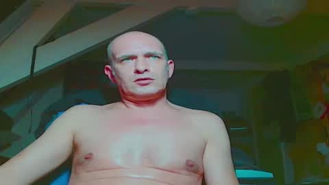 maxhardcore77 online show from 11-19-25, 10:21