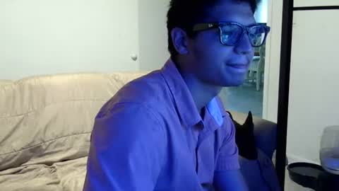 Snapshot of maxhere4fun chatting on 08-03-26, 10:57 Max online show from 08-03-26, 10:57
