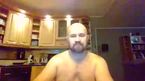 Snapshot of maxhunter chatting on 10-22-25, 05:13 maxhunter online show from 10-22-25, 05:13