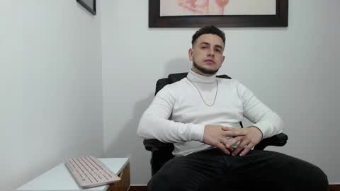 Maxi 600pm to 1201am col time online show from 10-12-25, 03:16