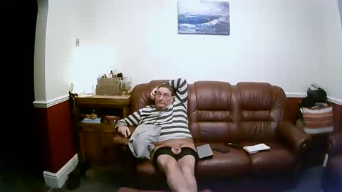 MAX online show from 01-09-25, 12:25