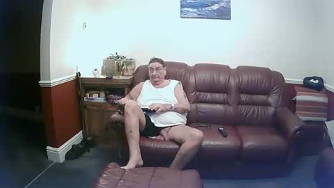 MAX online show from 01-20-25, 09:32