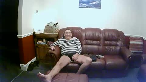 MAX online show from 01-25-25, 01:10