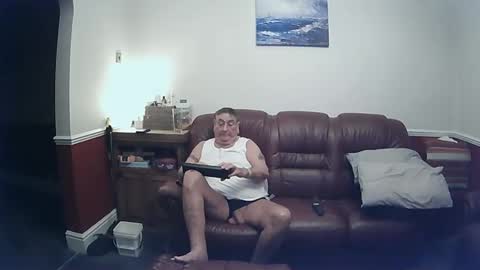 MAX online show from 02-11-25, 11:54