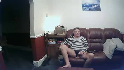 MAX online show from 03-06-25, 10:04