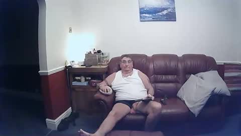 MAX online show from 03-10-25, 08:45