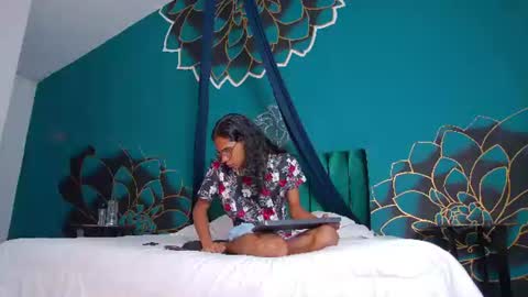 Snapshot of maxi_max0 chatting on 07-14-26, 07:19 Maxi Max online show from 07-14-26, 07:19