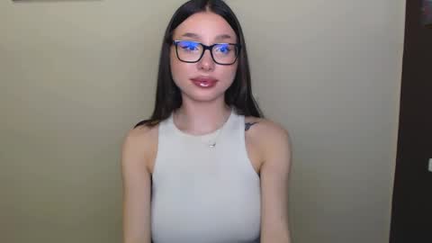 Snapshot of maxi_sweetheart chatting on 01-13-25, 01:28 Joanna online show from 01-13-25, 01:28