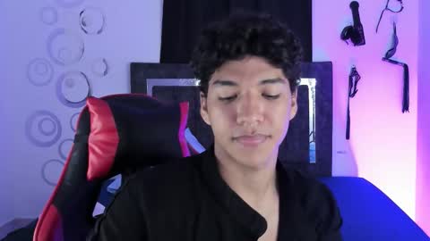 Maximiliano online show from 11-13-25, 07:46