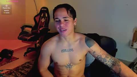 maximiliano_scoott_ online show from 03-23-26, 09:52