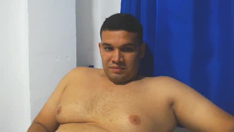 Snapshot of maximo08_dlim chatting on 06-08-26, 02:01 maximo08_dlim online show from 06-08-26, 02:01