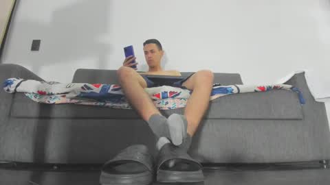 Snapshot of maximo__77 chatting on 10-10-25, 02:32 maximo__77 online show from 10-10-25, 02:32