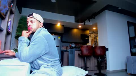 maximo_and_marcelo online show from 04-09-26, 12:10