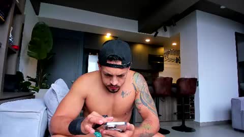 maximo_and_marcelo online show from 07-22-26, 12:08