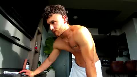 maximo_and_marcelo online show from 07-30-26, 12:04