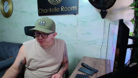  Maximo  online show from 04-22-26, 12:07