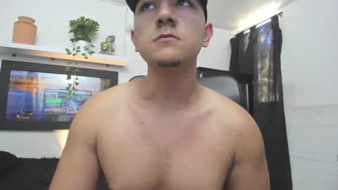 Snapshot of maximo_ston chatting on 12-08-24, 08:36 maximo_ston online show from 12-08-24, 08:36