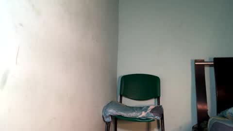 Maximo Aron Vega online show from 02-14-25, 02:44