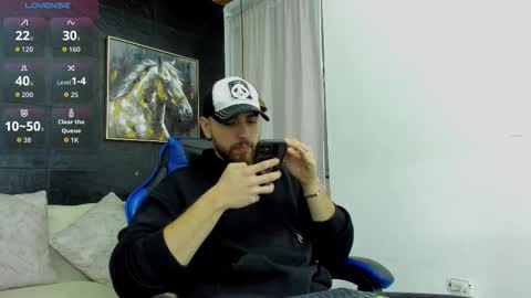 Maximo Wolf online show from 11-01-25, 08:22