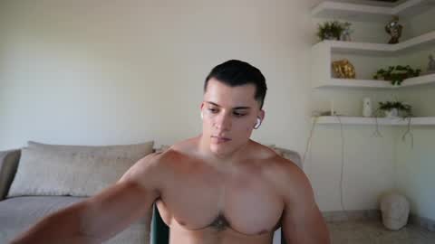 Sebastian online show from 04-04-26, 10:07