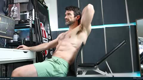 Snapshot of maximus_787 chatting on 03-02-25, 06:08 Maximus7871 online show from 03-02-25, 06:08