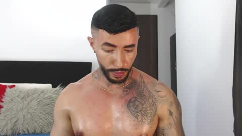 Independent Model online show from 05-20-26, 04:29