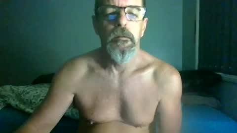 Snapshot of maximus_oreally chatting on 06-14-26, 12:52 Max online show from 06-14-26, 12:52
