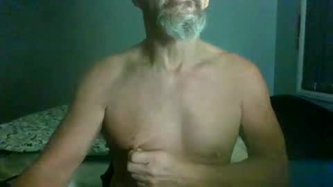 Snapshot of maximus_oreally chatting on 07-02-26, 12:10 Max online show from 07-02-26, 12:10