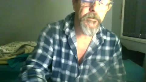 Snapshot of maximus_oreally chatting on 07-07-26, 02:03 Max online show from 07-07-26, 02:03