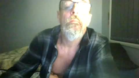 Snapshot of maximus_oreally chatting on 07-28-26, 04:05 Max online show from 07-28-26, 04:05