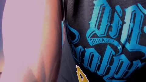 Maximus Clark online show from 10-22-25, 12:11